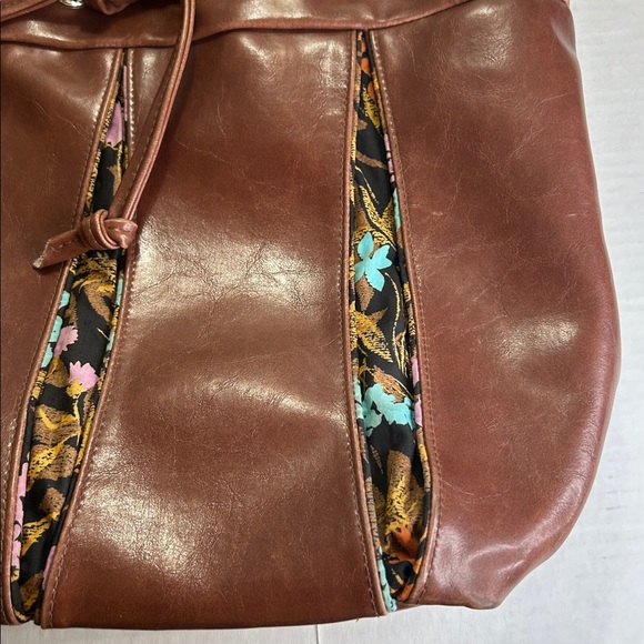 CRYSTALYN KAE SOIRREE BROWN DRAWSTRING TOTE WITH FABRIC INSERTS MADE IN USA - Picture 15 of 16